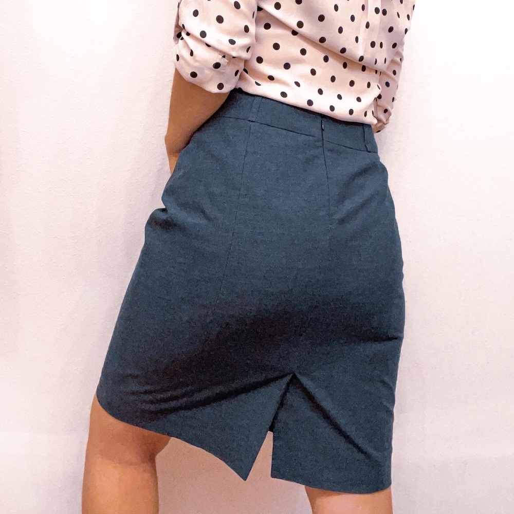 Perfect work skirt with belt loops